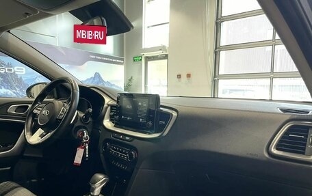 KIA cee'd III, 2020 год, 1 985 000 рублей, 10 фотография