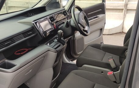 Honda Stepwgn IV, 2015 год, 1 388 000 рублей, 14 фотография