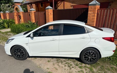 Hyundai Solaris II рестайлинг, 2013 год, 780 000 рублей, 3 фотография