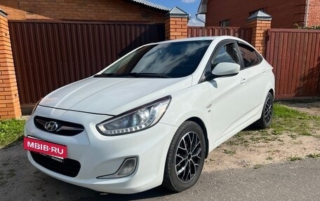 Hyundai Solaris II рестайлинг, 2013 год, 780 000 рублей, 2 фотография