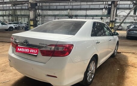 Toyota Camry, 2014 год, 1 650 000 рублей, 4 фотография