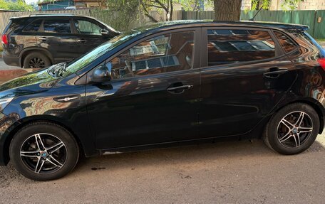 KIA Rio III рестайлинг, 2013 год, 1 000 000 рублей, 8 фотография