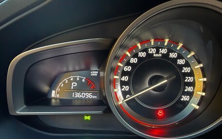 Mazda 3, 2015 год, 1 550 000 рублей, 11 фотография