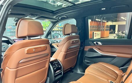 BMW X7, 2025 год, 13 750 000 рублей, 15 фотография