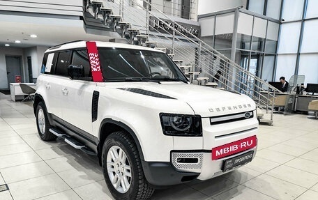 Land Rover Defender II, 2020 год, 5 400 000 рублей, 3 фотография