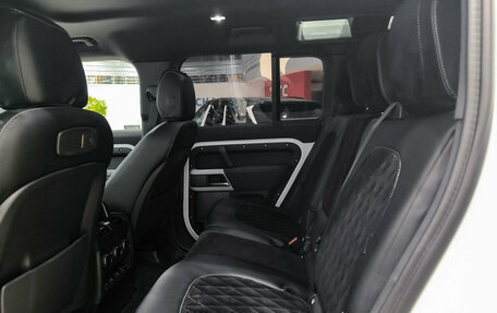 Land Rover Defender II, 2020 год, 5 400 000 рублей, 15 фотография