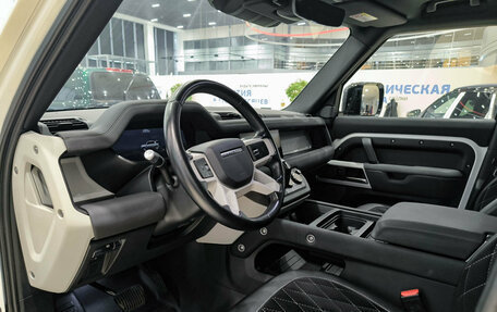 Land Rover Defender II, 2020 год, 5 400 000 рублей, 20 фотография