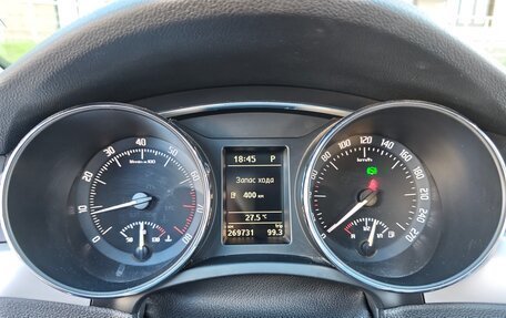 Skoda Superb III рестайлинг, 2011 год, 1 050 000 рублей, 8 фотография