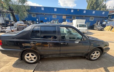 Volkswagen Vento, 1992 год, 120 000 рублей, 7 фотография
