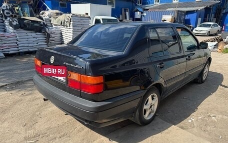 Volkswagen Vento, 1992 год, 120 000 рублей, 6 фотография