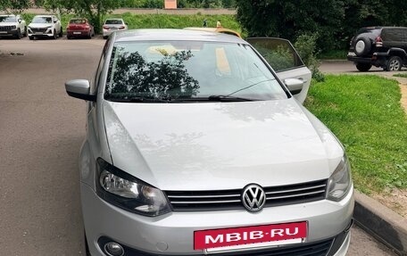 Volkswagen Polo VI (EU Market), 2011 год, 750 000 рублей, 3 фотография