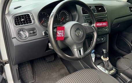Volkswagen Polo VI (EU Market), 2011 год, 750 000 рублей, 10 фотография