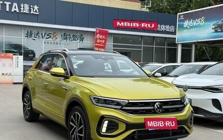 Volkswagen T-Roc I, 2022 год, 1 623 000 рублей, 3 фотография