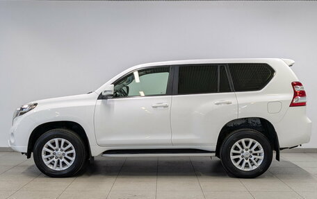 Toyota Land Cruiser Prado 150 рестайлинг 2, 2014 год, 3 500 000 рублей, 8 фотография