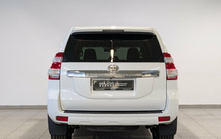 Toyota Land Cruiser Prado 150 рестайлинг 2, 2014 год, 3 500 000 рублей, 6 фотография