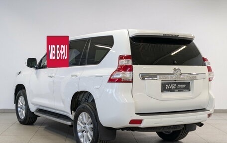 Toyota Land Cruiser Prado 150 рестайлинг 2, 2014 год, 3 500 000 рублей, 7 фотография
