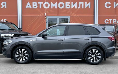 Volkswagen Touareg III, 2018 год, 3 565 000 рублей, 8 фотография