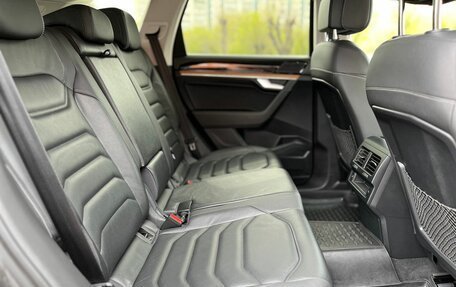 Volkswagen Touareg III, 2018 год, 3 565 000 рублей, 29 фотография