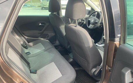 Volkswagen Polo VI (EU Market), 2014 год, 950 000 рублей, 23 фотография