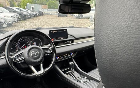 Mazda 6, 2018 год, 1 980 000 рублей, 17 фотография