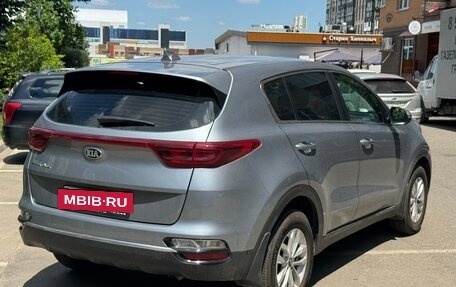 KIA Sportage IV рестайлинг, 2020 год, 2 200 000 рублей, 7 фотография