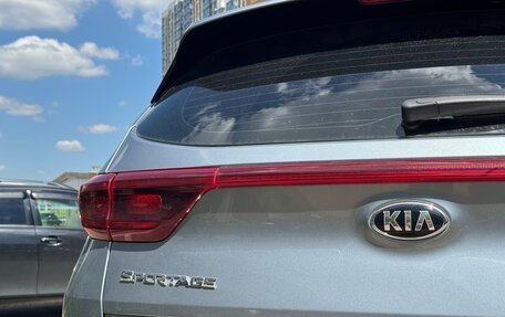 KIA Sportage IV рестайлинг, 2020 год, 2 200 000 рублей, 9 фотография