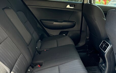 KIA Sportage IV рестайлинг, 2020 год, 2 200 000 рублей, 24 фотография