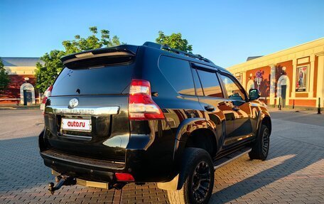 Toyota Land Cruiser Prado 150 рестайлинг 2, 2016 год, 3 950 000 рублей, 3 фотография