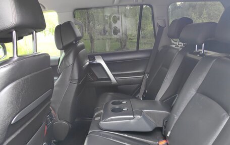 Toyota Land Cruiser Prado 150 рестайлинг 2, 2016 год, 3 950 000 рублей, 15 фотография