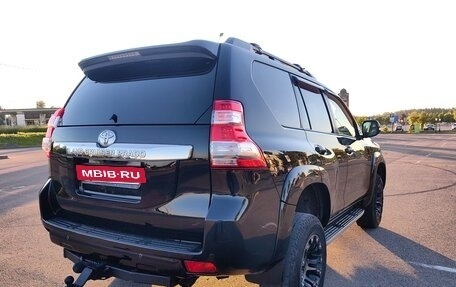 Toyota Land Cruiser Prado 150 рестайлинг 2, 2016 год, 3 950 000 рублей, 11 фотография