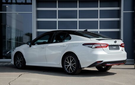 Toyota Camry, 2021 год, 2 940 000 рублей, 9 фотография