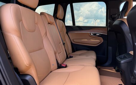 Volvo XC90 II рестайлинг, 2017 год, 3 400 000 рублей, 19 фотография