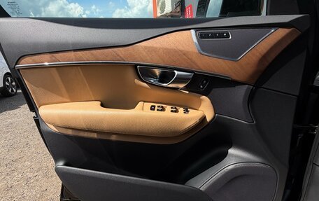 Volvo XC90 II рестайлинг, 2017 год, 3 400 000 рублей, 17 фотография