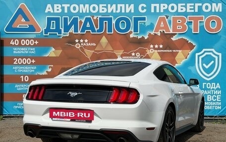 Ford Mustang VI рестайлинг, 2022 год, 4 150 000 рублей, 3 фотография