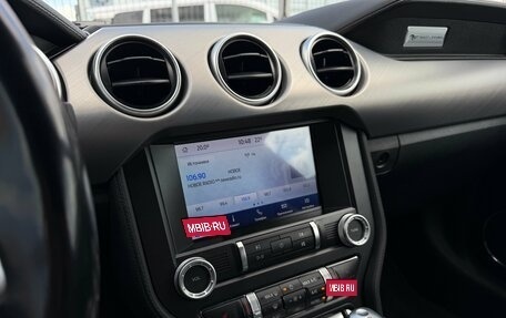Ford Mustang VI рестайлинг, 2022 год, 4 150 000 рублей, 19 фотография