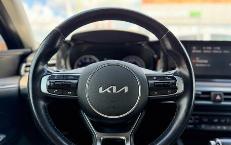 KIA K5, 2022 год, 2 420 000 рублей, 15 фотография