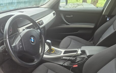 BMW 3 серия, 2011 год, 1 350 000 рублей, 8 фотография