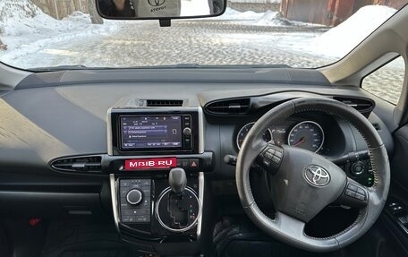 Toyota Wish II, 2017 год, 1 800 000 рублей, 10 фотография