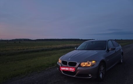 BMW 3 серия, 2011 год, 1 350 000 рублей, 9 фотография