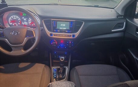 Hyundai Solaris II рестайлинг, 2017 год, 1 200 000 рублей, 11 фотография