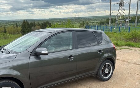 KIA cee'd I рестайлинг, 2010 год, 490 000 рублей, 2 фотография