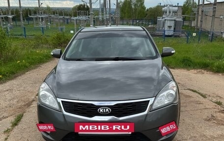 KIA cee'd I рестайлинг, 2010 год, 490 000 рублей, 3 фотография