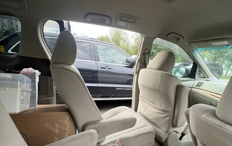 Toyota Estima III рестайлинг -2, 2009 год, 720 000 рублей, 18 фотография