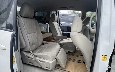 Toyota Estima III рестайлинг -2, 2009 год, 720 000 рублей, 19 фотография