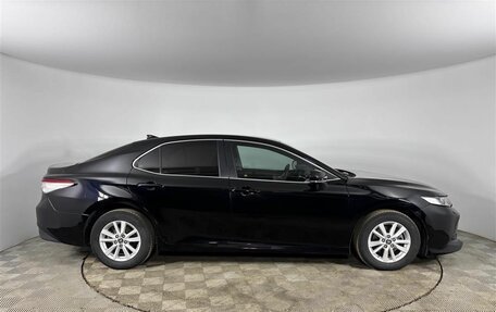 Toyota Camry, 2020 год, 2 760 000 рублей, 4 фотография