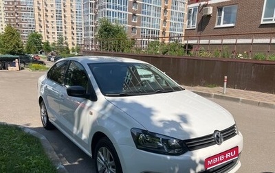 Volkswagen Polo VI (EU Market), 2013 год, 750 000 рублей, 1 фотография