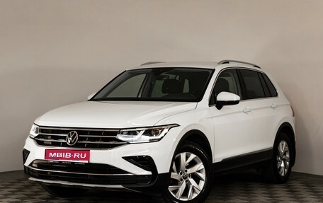 Volkswagen Tiguan II, 2021 год, 3 499 000 рублей, 1 фотография