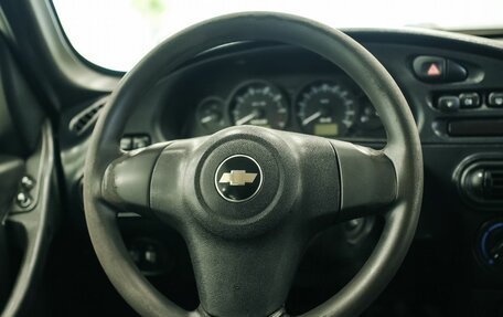 Chevrolet Niva I рестайлинг, 2017 год, 634 000 рублей, 10 фотография