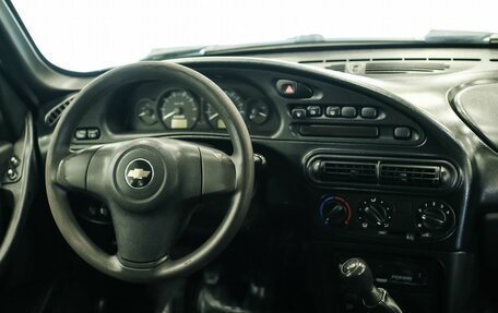 Chevrolet Niva I рестайлинг, 2017 год, 634 000 рублей, 11 фотография