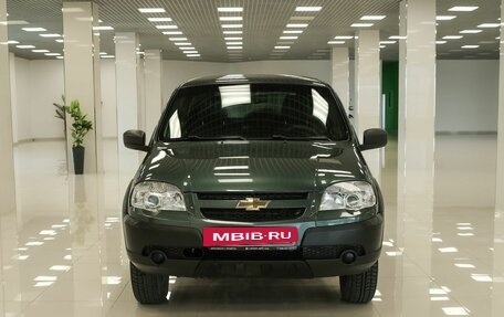 Chevrolet Niva I рестайлинг, 2017 год, 634 000 рублей, 7 фотография